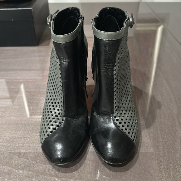 CHANEL Booties - Picture 2 of 7